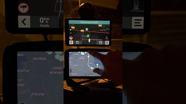 TomTom Go Expert 7 Vs Garmin Dezlcam Lgv 710 Trip Counting Test.