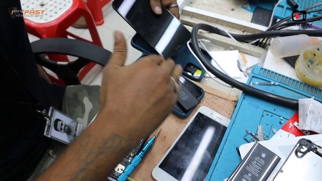 smartphone iphone mobie service center in Dhaka,BD || Best phone repair shop dhaka смотреть онлайн