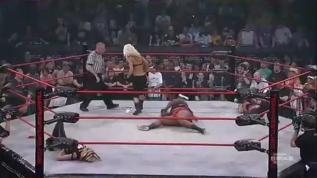 Angelina Love MV The Best Around смотреть онлайн