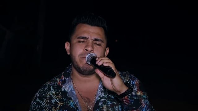 Gerardo Díaz Y Su Gerarquía - Mi Pueblito (Video Musical) смотреть онлайн