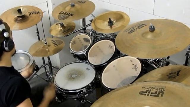 Riccardo Grechi - HAMMER SMASHED FACE (Cannibal Corpse drum cover) смотреть онлайн