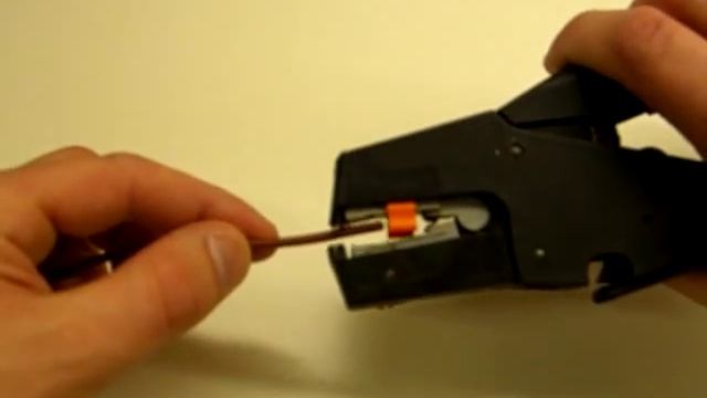 Abisolieren mit Stripax.AVI смотреть онлайн