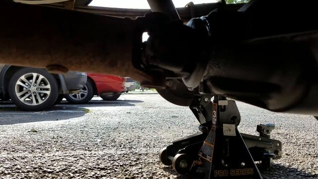 1999 Dodge Ram 1500 loose rear differential pinion bearing and seal смотреть онлайн