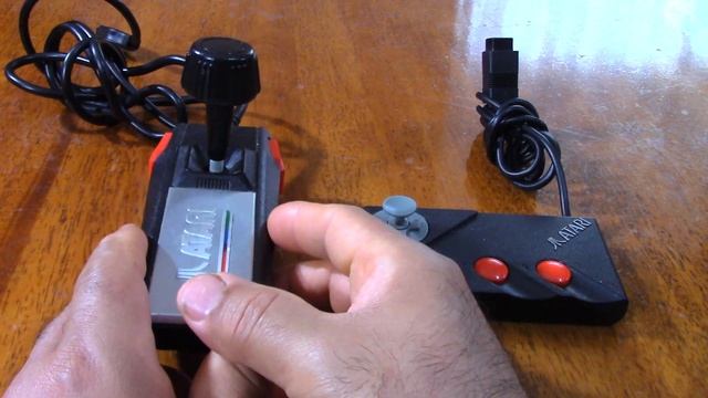Comparativa;Controles Atari 7800 смотреть онлайн