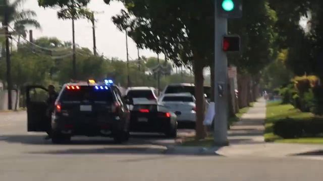 LAMBORGHINI MURCIELAGO SV PULLED OVER BY POLICE! смотреть онлайн