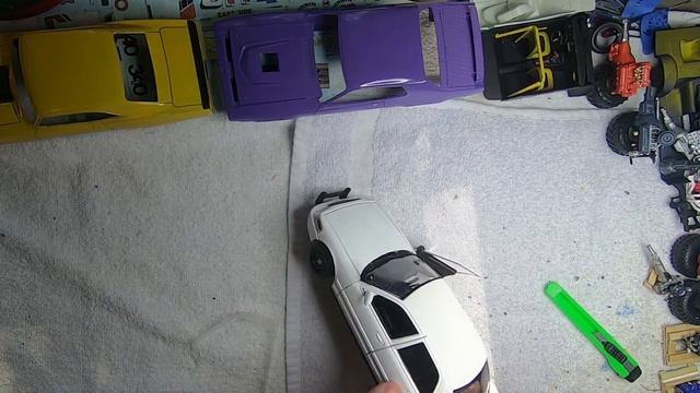 CROWN VIC die cast UNBOX and paint to replicate my P71 daily driver смотреть онлайн