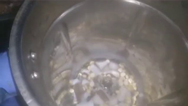 கொண்டக்கடலை குருமா / கருப்பு சுண்டல் குழம்பு / Black Chickpeas Gravy смотреть онлайн