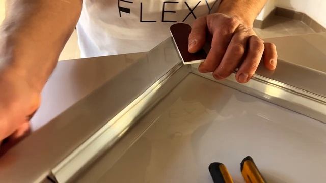 Подготовка экрана Flexy SCREEN для световых линий Flexy LINE с приспособлением Flexy SLANEC