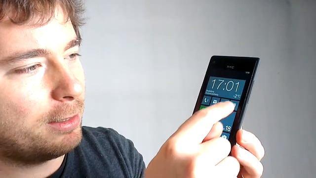 HTC Windows Phone 8X / Windows Phone 8X by HTC (english subtitles) смотреть онлайн
