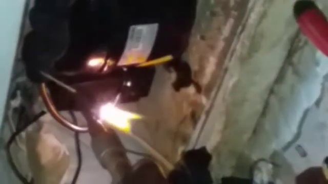 Understanding 12vdc compressor installation in freezer and the thermostat connection. DIY смотреть онлайн