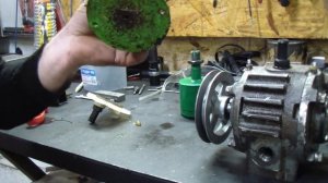 Ремонт доильного аппарата.