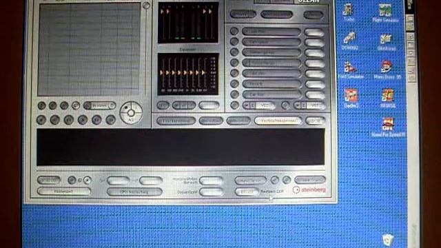 1998 Maxdata Artist (Pentium 2 400MHz 128MB RAM) смотреть онлайн