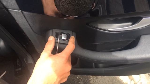 Removing window winding switch on Mercedes w205 c220 смотреть онлайн