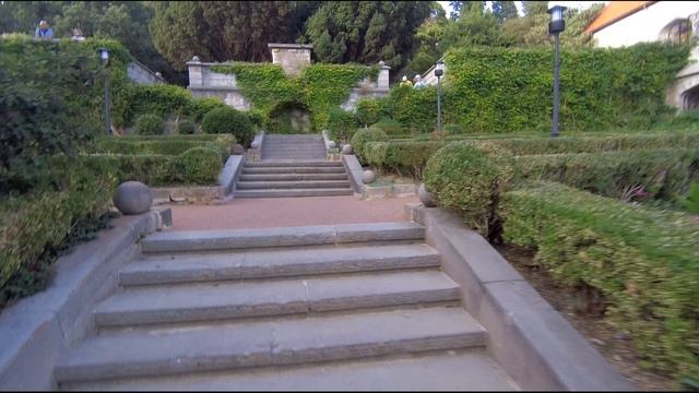 Санаторий Днепр прогулка. Часть 3. 2К. 06.10.2024 г. Крым. ЮБК. Гаспра. смотреть онлайн