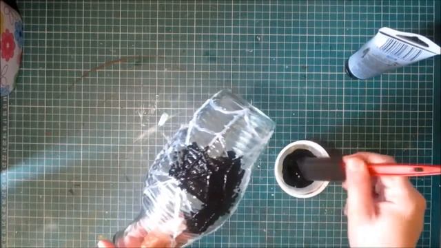 (£1) Poundland Craft - Hot Glue Vase DIY/Tutorial смотреть онлайн
