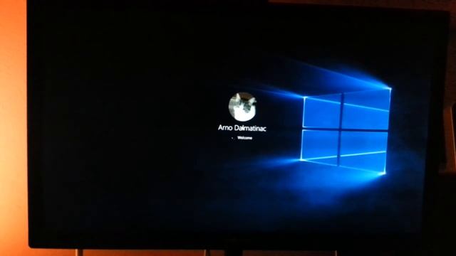 Windows 10 Boot on Kingston SSDNow V300 смотреть онлайн