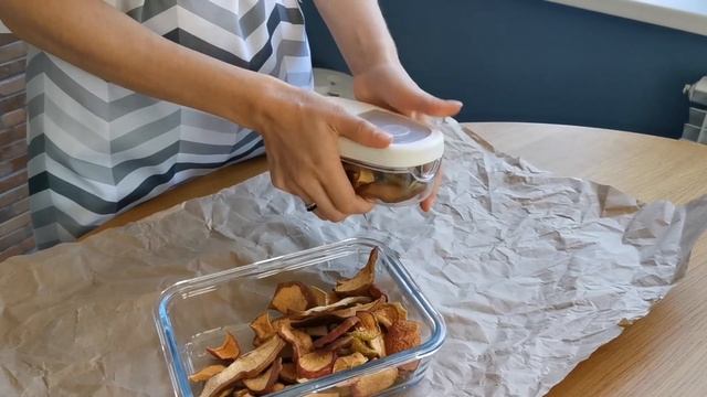 Как и где хранить сушеные яблоки и груши в домашних условиях без плесени и жучков смотреть онлайн