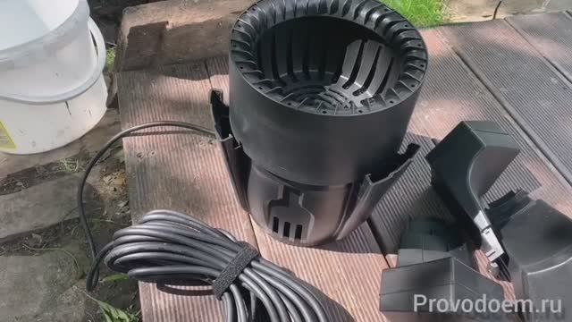 Плавающие скиммеры для пруда. Сборка и работа. смотреть онлайн