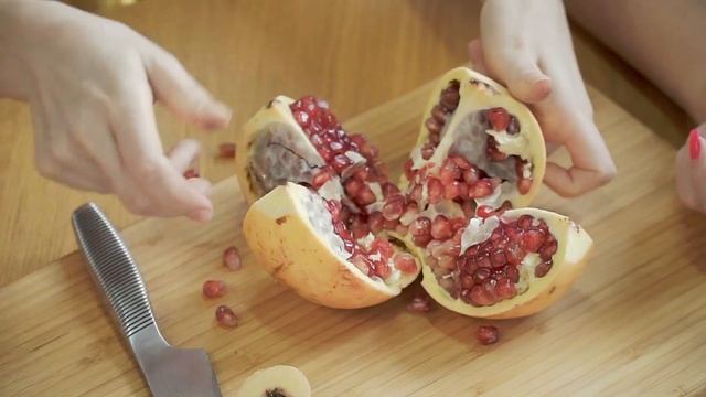 Гранат: с косточками и без, чем отличаются, как выбрать, чистить и чем полезен смотреть онлайн