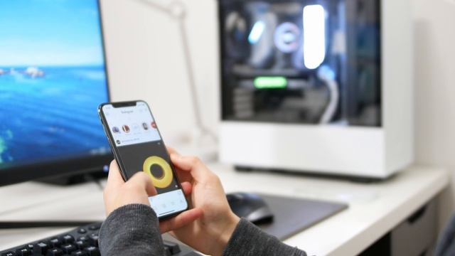 iPhone XS Revisited Review After One Year - Is The iPhone XS Worth It One Year Later? (2019) смотреть онлайн