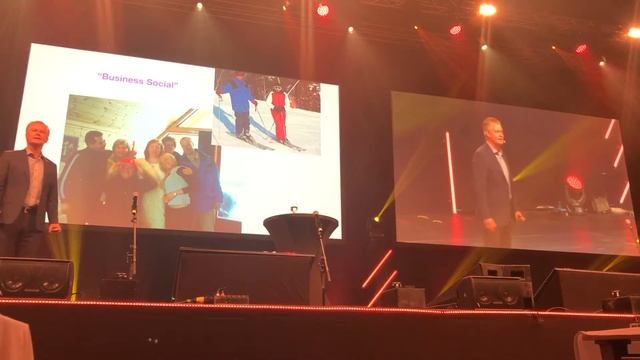 Be Yourself Again - Peter Sorensen - Leader School 2018 смотреть онлайн