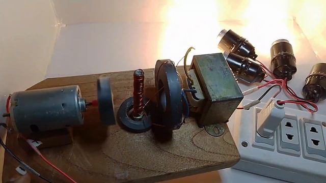 Top 10 Awesome Free Electricity Generator From Copper Transformer Tools output 230v Electricity смотреть онлайн