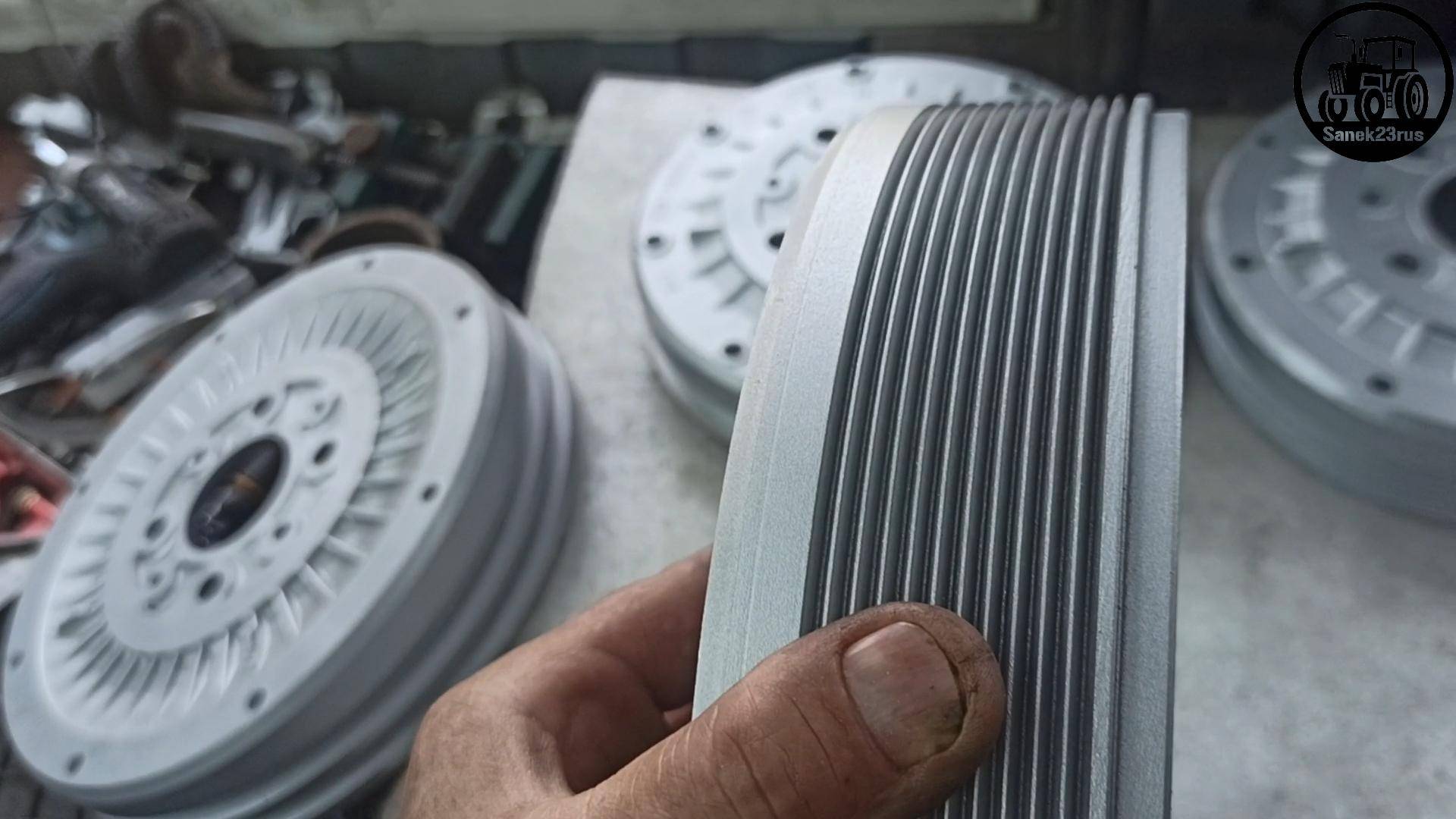 Шкив из тормозного барабана для МТ под поликлиновый ремень 6РК (#Фсёпро100) смотреть онлайн