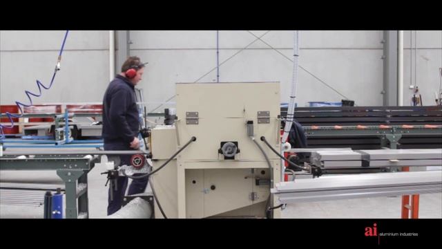 Architectural window system with Pour & Debridge thermal break смотреть онлайн