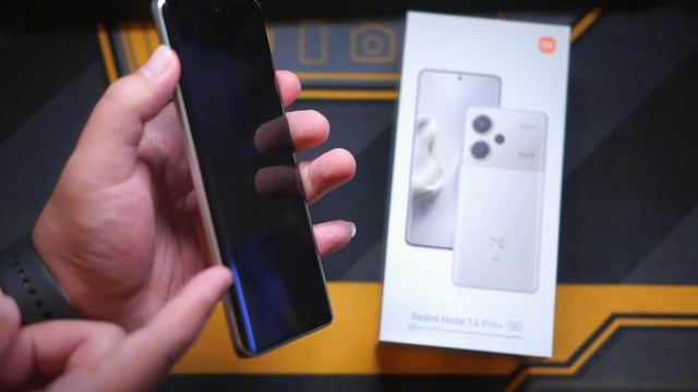 แกะกล่อง Xiaomi Redmi Note 13 Pro+ 5G คัวใหม่ Special Edition XFF สี Mystic Silver สำหรับเธอ смотреть онлайн