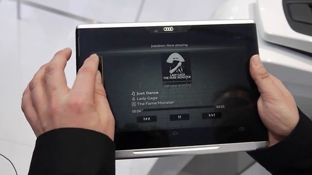 First look: Audi's Android-powered Smart Display смотреть онлайн