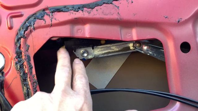 Toyota Corolla Repair Power Window Stuck or Came Off Tracks смотреть онлайн