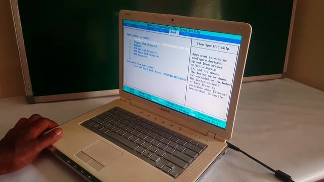 How To Fix - Sony Operating system Not Found Error | No Boot Device Boot Device Not Found PXE ROM смотреть онлайн