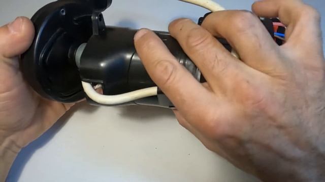 Ремонт воздушного компрессора для накачивания лодки ПВХ. Два сезона и ремонт. Без ремонта никак! смотреть онлайн