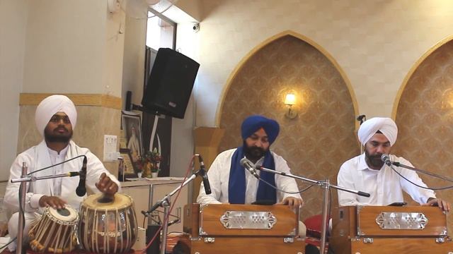 ਵਾਹ ਵਾਹ ਗੋਬਿੰਦ ਸਿੰਘ ਆਪੇ ਗੁਰ ਚੇਲਾ..Wah Wah Gobind Singh Aape Gur Chela by Gurdeep Singh смотреть онлайн
