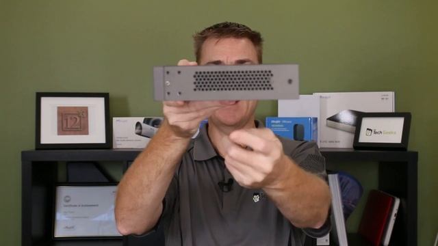 Out the Box Series - TP-Link VIGI NVR1008H-8MP смотреть онлайн