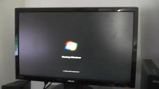 DSP's computer is bugged смотреть онлайн