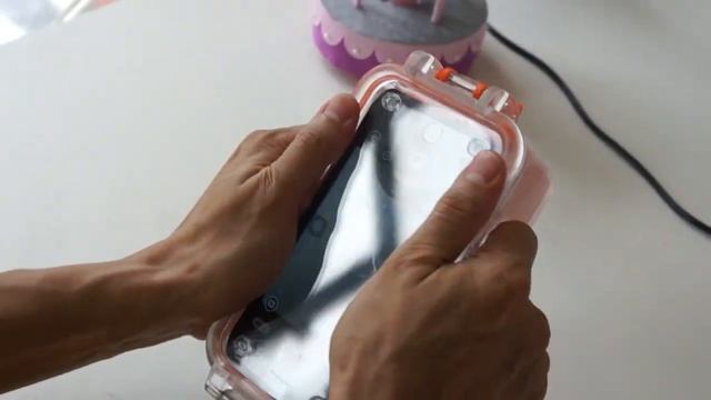 Installation of Pixco Waterproof Diving Housing Hard Case for iPhone 7 8 X 11 12 Pro смотреть онлайн