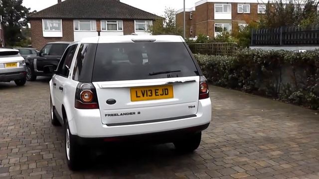 2013 Land Rover Freelander 2 S 2.2l Fuji White LV13EJD at Beadles Sidcup смотреть онлайн
