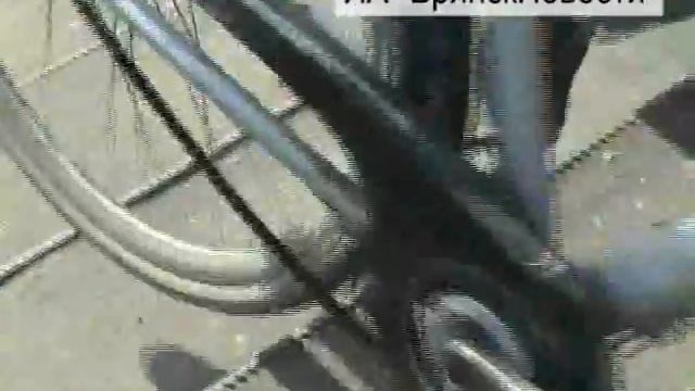 Мост неудобен и временами опасен, но жалоб от новозыбковцев нет смотреть онлайн