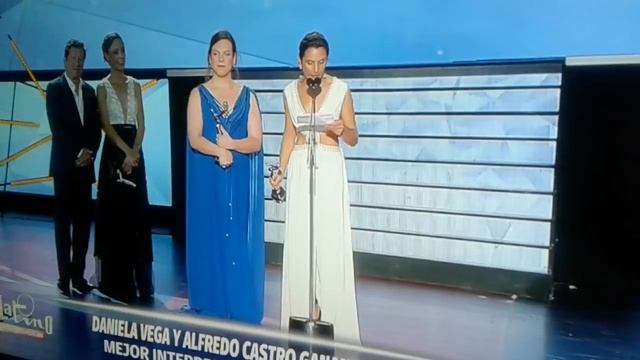 PREMIO PLATINO 2018 MEJORES INTERPRETACIÓN DANIELA VEGA Y ALFREDO CASTRO смотреть онлайн