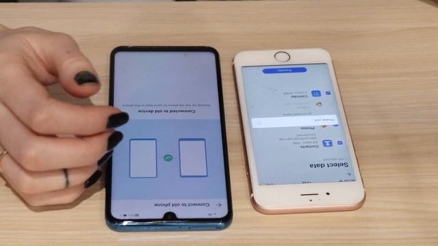 Unboxing Huawei P30 lite | ASMR | First Impressions | Crinkly Packet Sounds | Softly Spoken смотреть онлайн