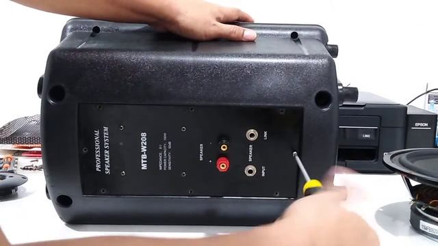 PROFESSIONAL HIGH EFFICIENCY 92 DB 2 WAY PASSIVE STUDIO MONITOR SPEAKER TEARDOWN. смотреть онлайн
