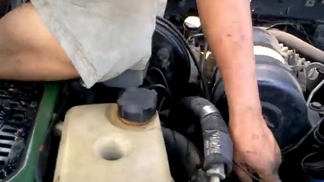 Landrover 300 tdi broken solenoid(allmake)4x смотреть онлайн