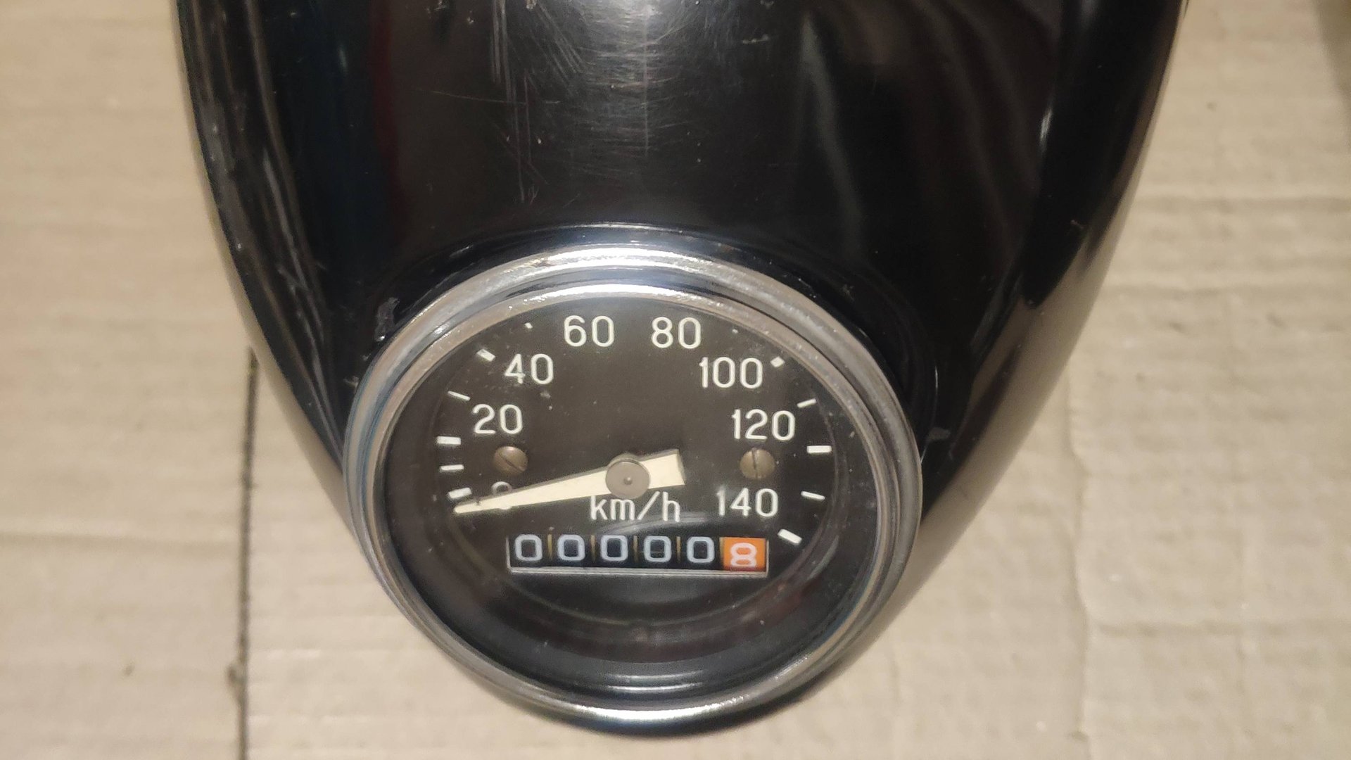 Фары для мотоциклов Восход модели 1-3 и мотоциклов Минск и детали к ним. Поступление от 16.10.2024 смотреть онлайн