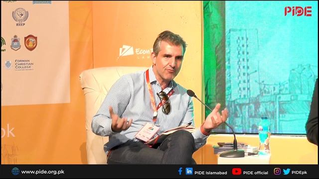 Research & Development: The Missing Link I EconFest Debate смотреть онлайн