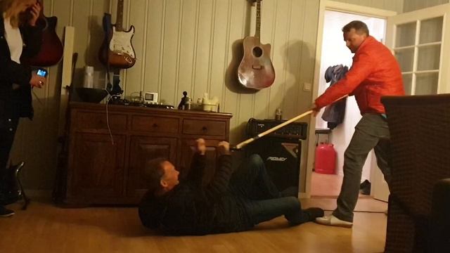 Nach hos Jonne - Men Jonne er ikke hjemme. смотреть онлайн