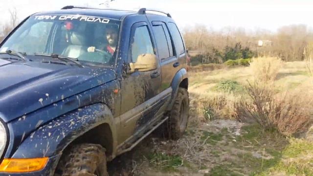 Jeep Cherokee 2.8 CRD - Prova passaggio 1 e 2 смотреть онлайн