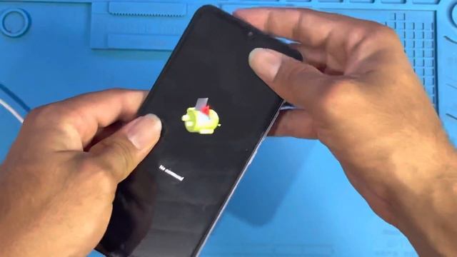 TELA DO CELULAR PISCANDO MOTOROLA MOTO G10, G20, G30, G50, G60, G100 como resolver EM CASA! смотреть онлайн
