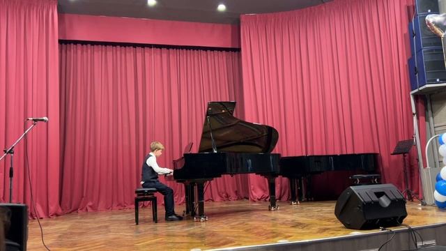 П.И.Чайковский "Неаполитанская песенка" смотреть онлайн