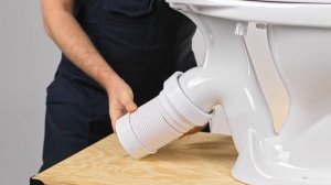 Как правильно подключить унитаз к канализации с помощью армированной гофры